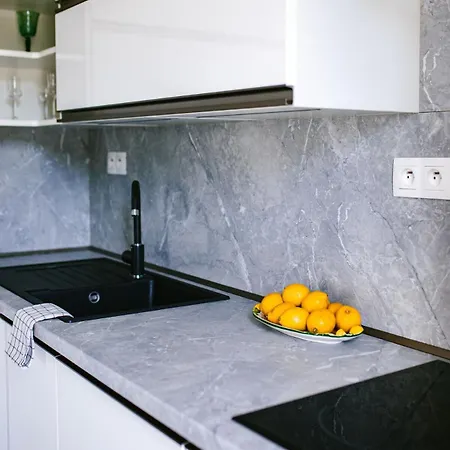 Modern Urban Flat - Near Downtown, Parking * Presov