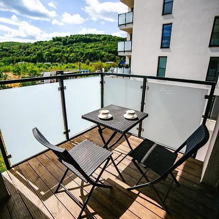 Apartamento Modern Urban Flat - Near Downtown, Parking Prešov