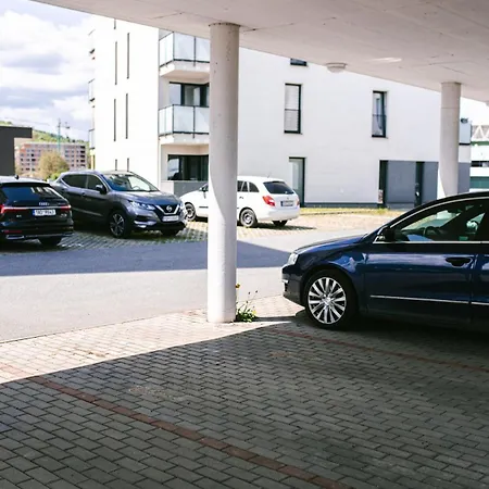 Modern Urban Flat - Near Downtown, Parking Apartmán